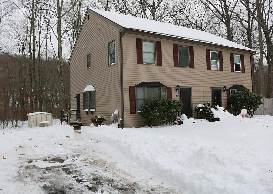 1st image of 23 Riverbank Cir