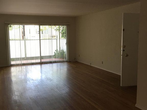 4th image of 902 Washington Ave #902A