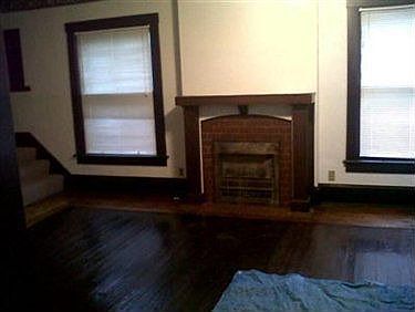 2nd image of 1330 Oxford Ave NW