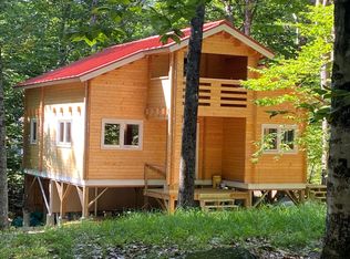 1124 S Beach Rd, Frye Island, ME 04071