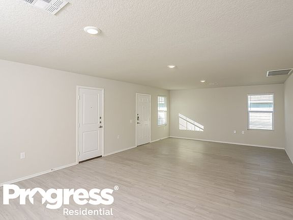5th image of 13115 Ashworth Blvd