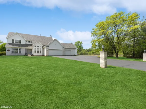 38850 N Northwestern Ave, Wadsworth, IL 60083