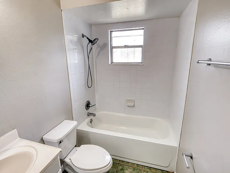 2914 E 26th Ave #B — Photo 13