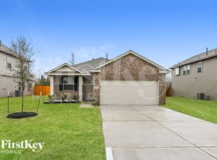 11012 Patriot Ct, Cleveland, TX 77328