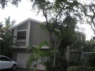 51 Greens Rd, Hollywood, FL 33021