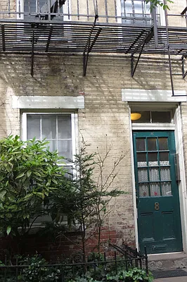 Rented by Downtown Realty Group LTD | media 33