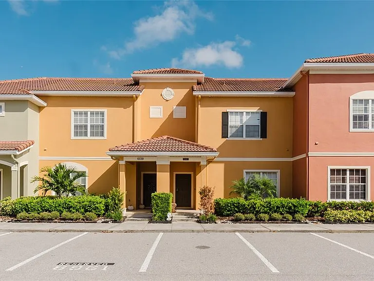 8961 Majesty Palm Rd — Photo 1