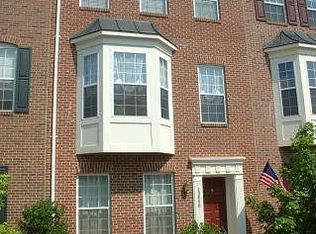 13606 Custis St, Woodbridge, VA 22191