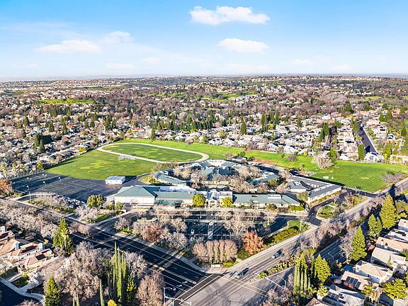 2nd image of 5116 Camden Rd