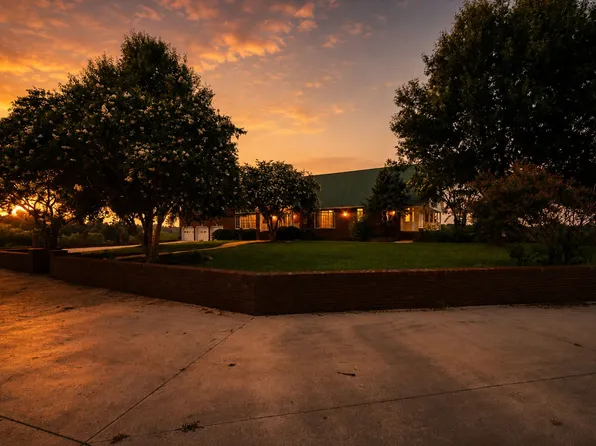 499 Mount Herman Rd, Shelbyville, TN 37160
