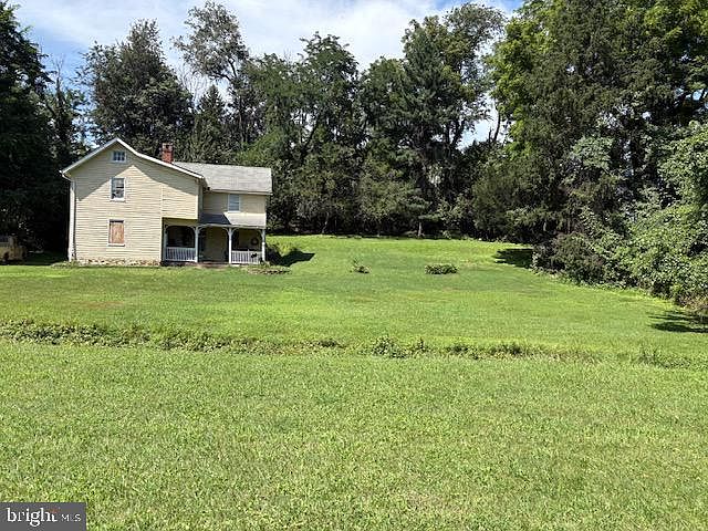 1st image of 626 Stoney Ln