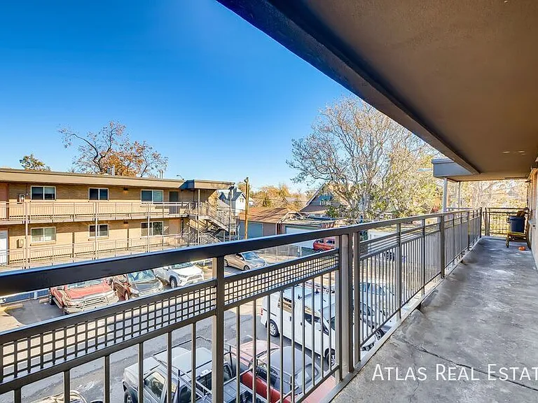 2560 N Ogden St — Photo 20