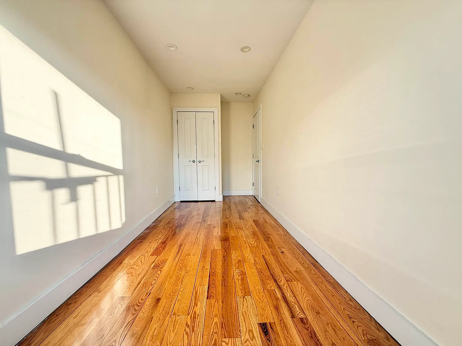 637 Saint Mark's Avenue — Photo 3