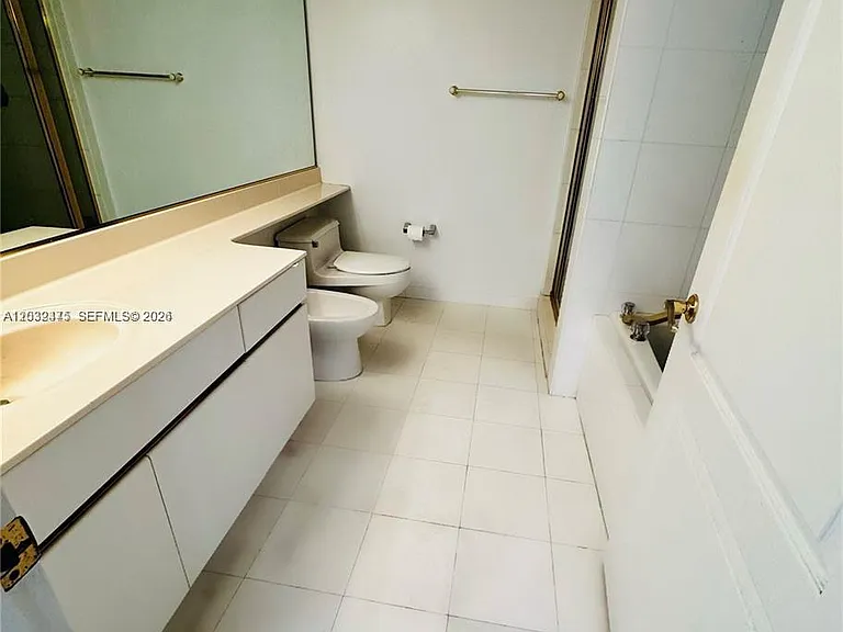 1900 Sunset Harbour Dr #815 — Photo 5