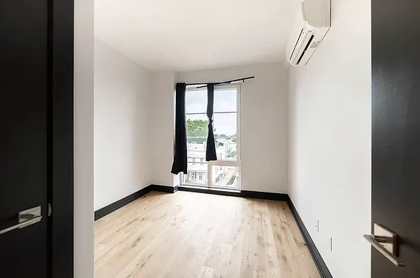 Rented by EXR | media 13