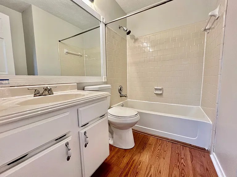 604 Wedgewood Way — Photo 18