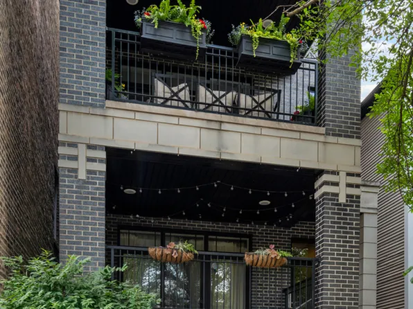3302 N Racine Ave APT 3, Chicago, IL 60657