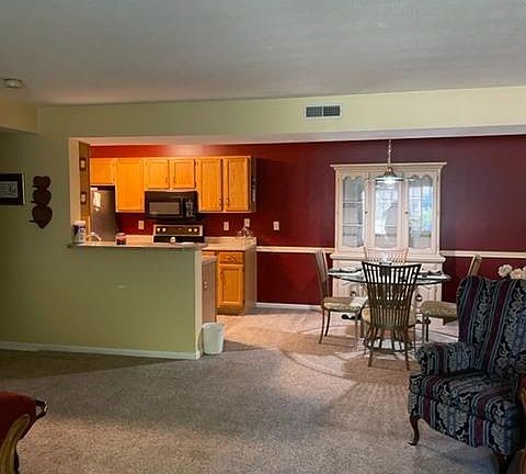 2nd image of 9805 Regatta Dr Unit 101