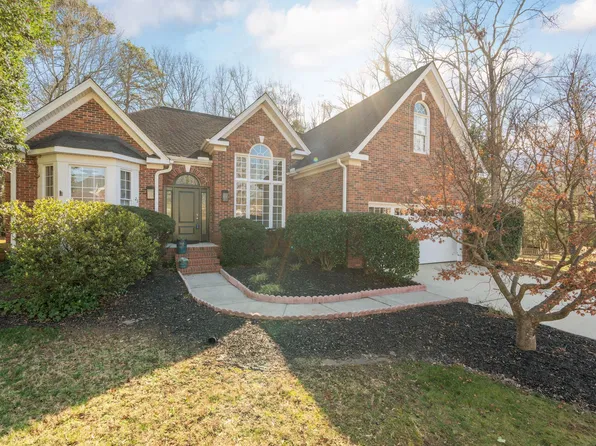 23 Overcup Ct, Greer, SC 29650