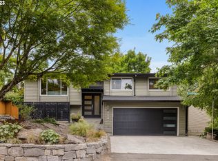 7028 SW 36th Ave, Portland, OR 97219