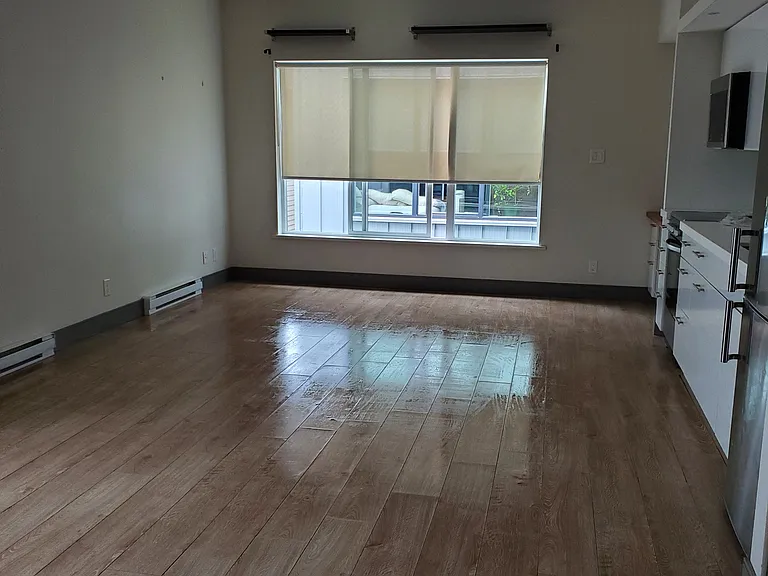 609 Heatley Ave — Photo 12