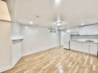 116 Cherrywood Dr Basement 2, Newmarket, ON L3Y 2X7