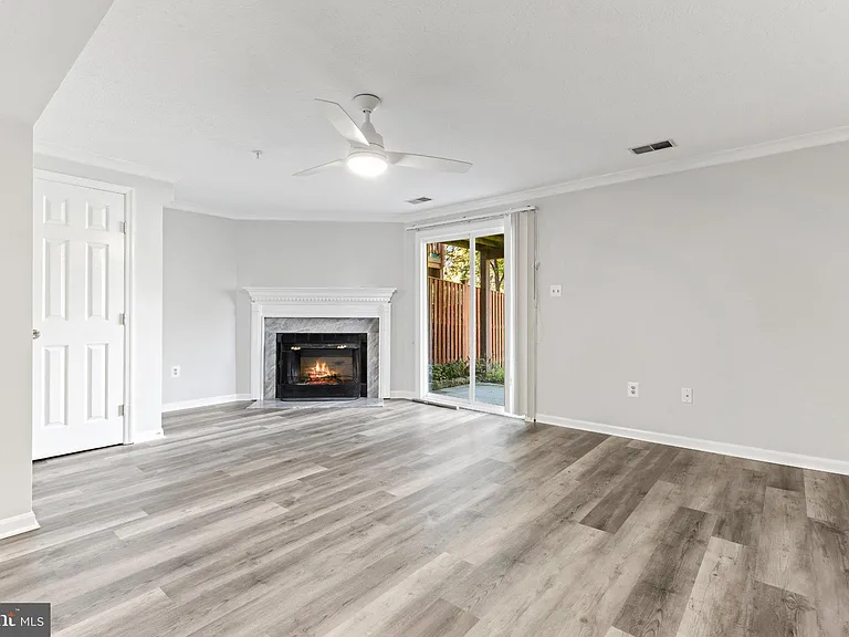 1232 Quaker Ridge Dr — Photo 24