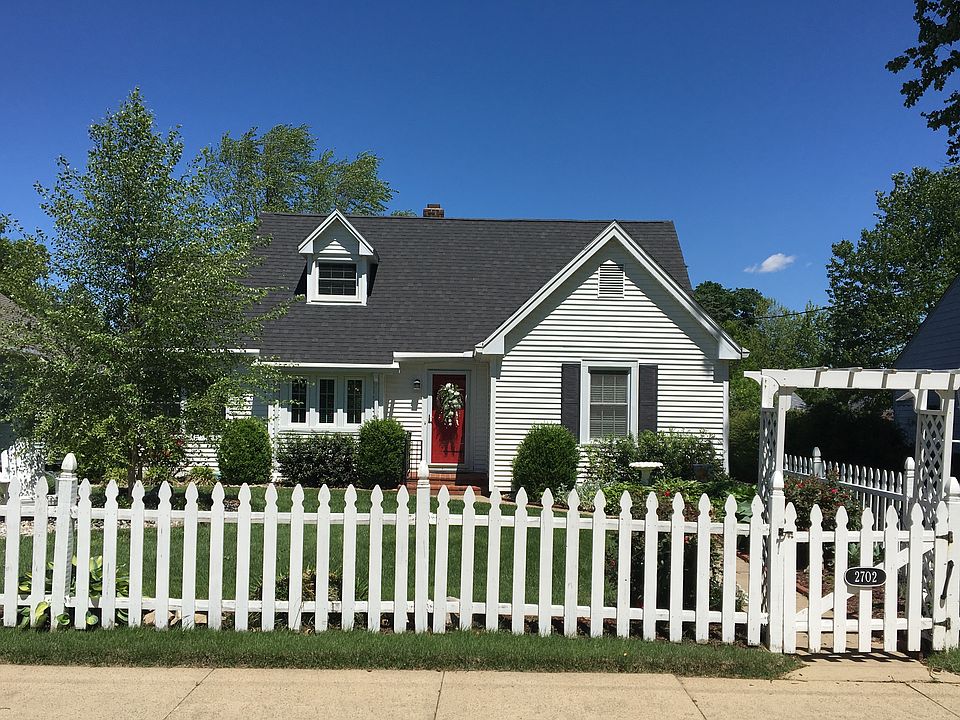 2702 Bellemeade