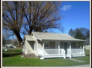 403 N 5th St E, Chewelah, WA 99109