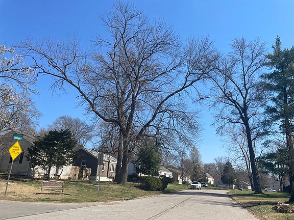 5th image of 1029 Sanders Dr