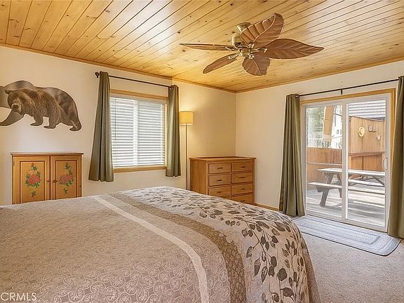 3rd image of 43132 Moonridge Rd