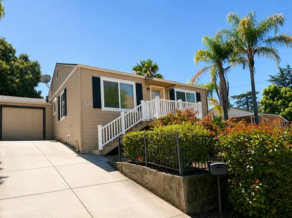 38034 Stenhammer Dr, Fremont, CA 94536