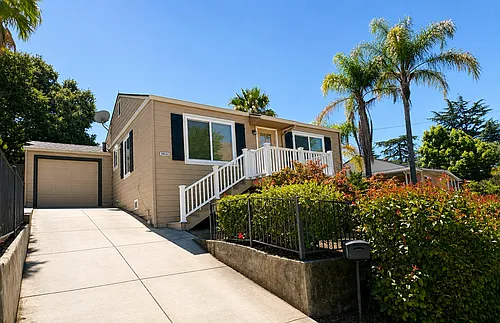 38034 Stenhammer Dr Photo 1