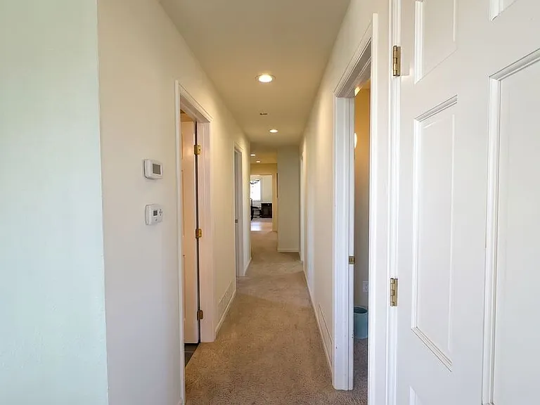 119 Bristlecone Ln — Photo 8