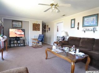 1695 Martin Rd, Boaz, AL 35957