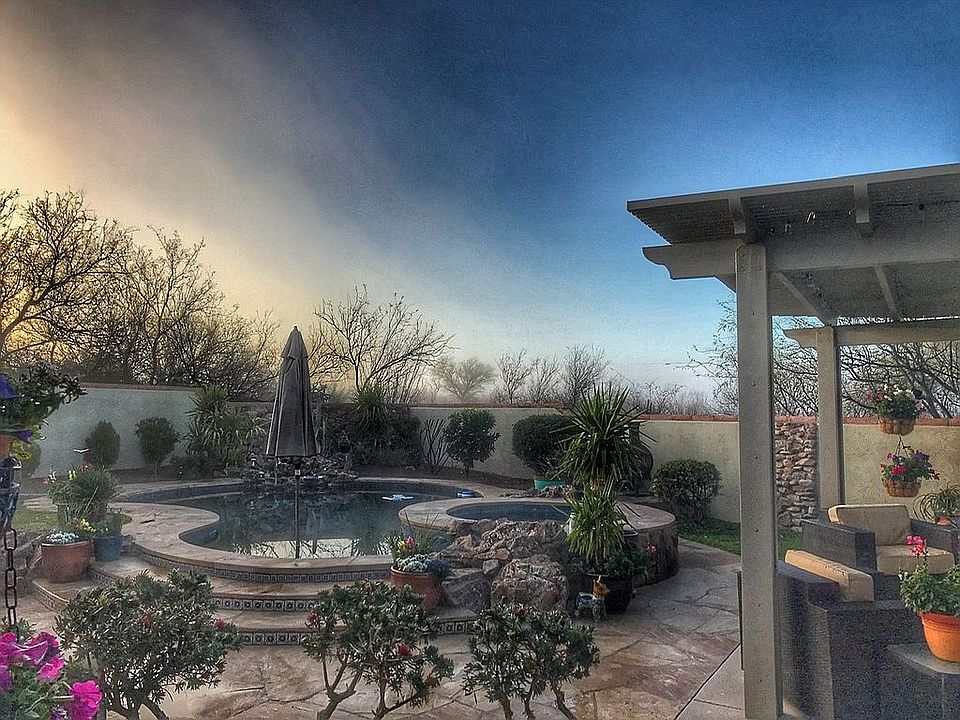 2nd image of 868 E Sawmill Canyon Pl