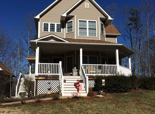 103 Charmwood Cir, Moneta, VA