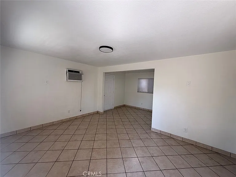 174 W Magnolia Ave — Photo 18