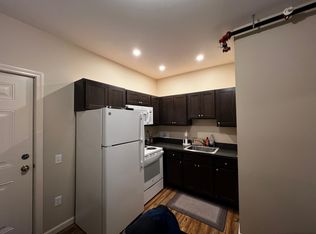 8 Atkinson St #102, Dover, NH 03820