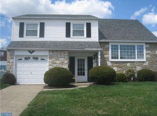 13026 Richwood Rd, Philadelphia, PA 19116