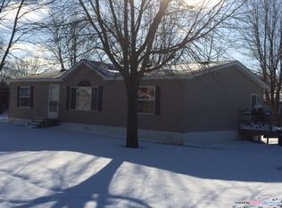 220 Nona Dr, Annandale, MN 55302
