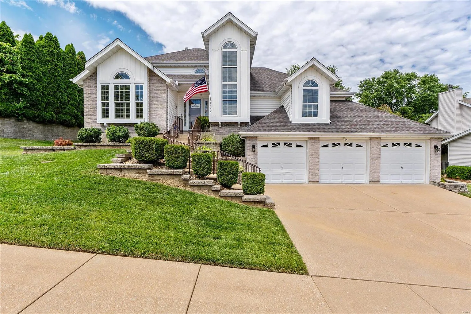 1605 Ivy Chase Ln photo 1
