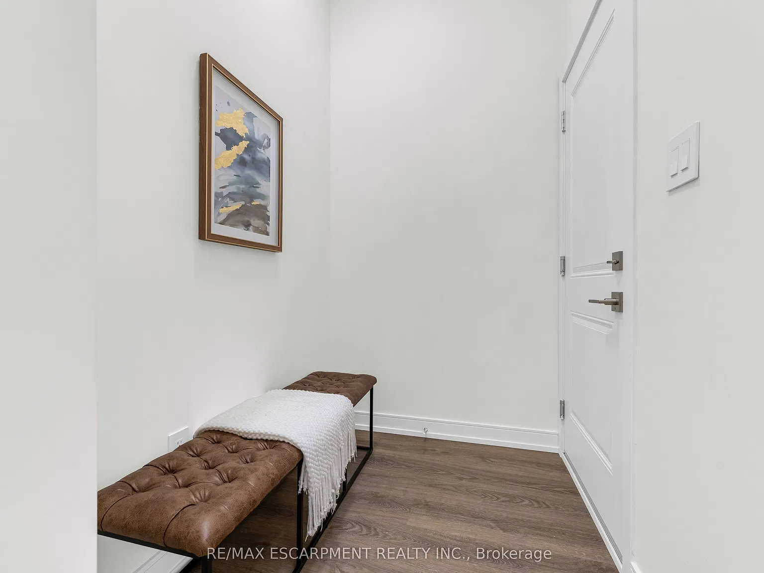 3 bed, $2,800 — Photo 3