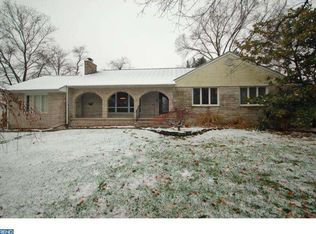 2143 Pennington Rd, Ewing, NJ 08638