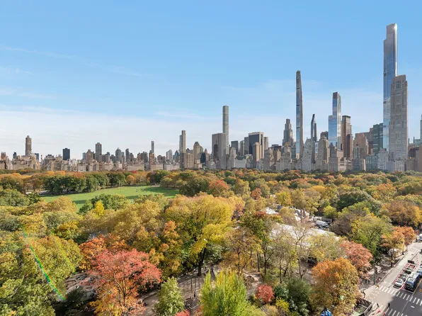 80 Central Park West image 3 of 18