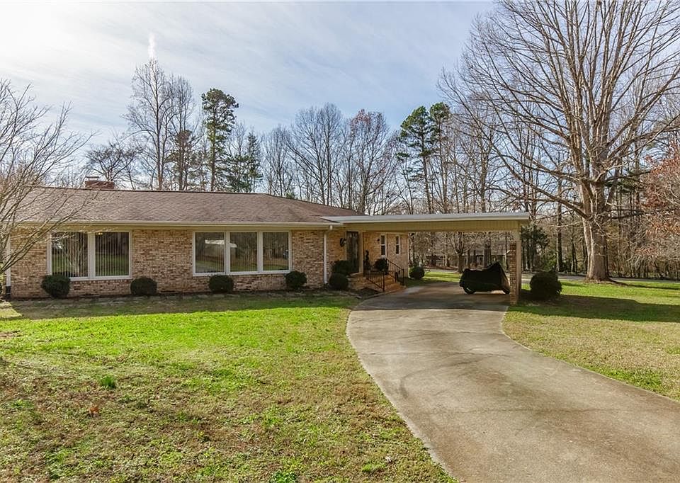 1st image of 4701 Ramblewood Dr