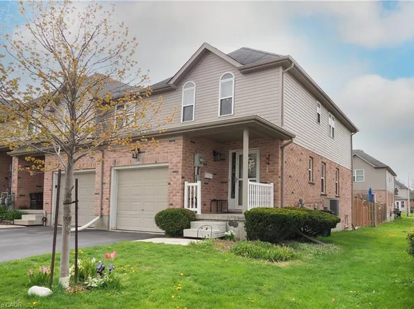 14 Brookfield Cres, Kitchener, ON N2E 0A7