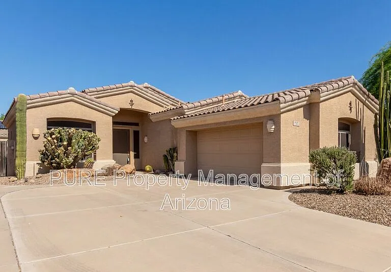 737 S Sycamore Pl — Photo 4