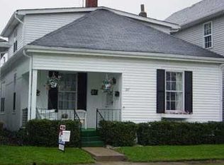 327 E 8th St, Rushville, IN