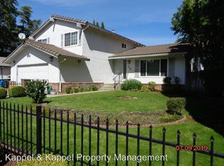 306 Woodhaven Dr, Vacaville, CA